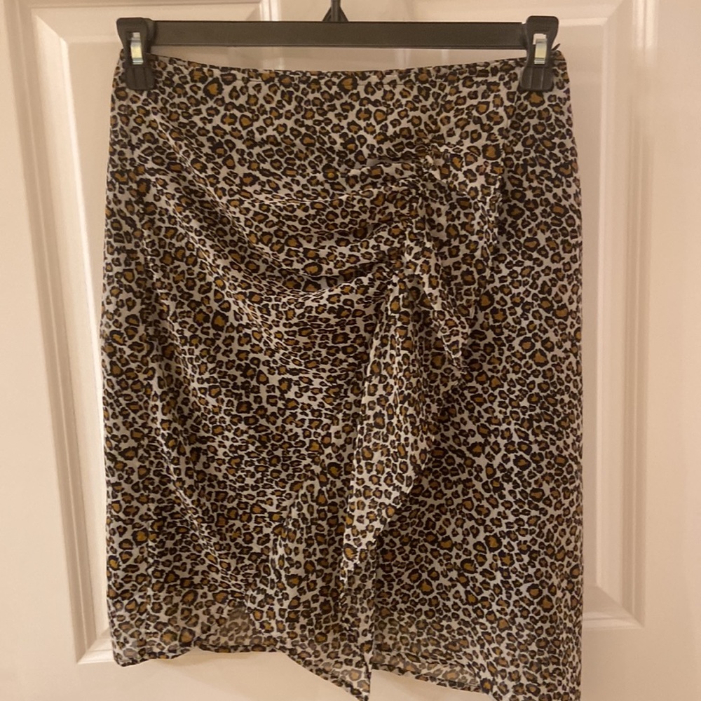 Suncoo Paris animal print mini skirt. Size S (T2). Perfect condition.